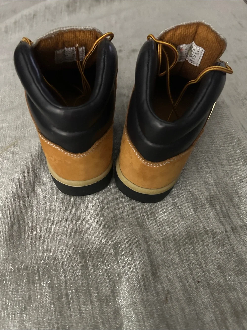 Timberland Wheat/Tan Outdoor Leather Lace-Up Boots